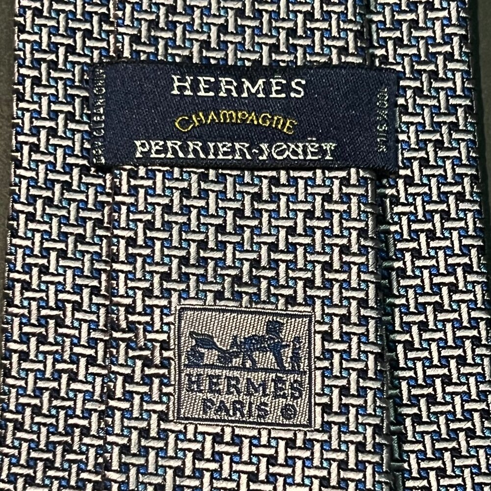Hermès for Perrier-Jouët Rare Limited Collab Blue Purple Silk Necktie Mens Tie
